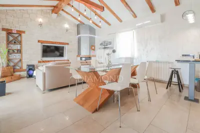 Haus 203 m², Novigrad - Pool und Privatsphäre - 4
