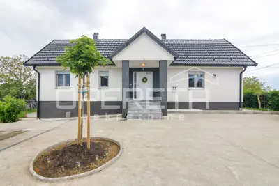 House for sale in Vrbovec, 80 m²