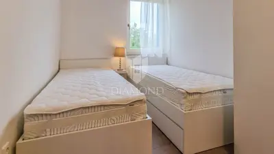 Apartment 72 m², Lovrečica - 3 bedrooms and terrace - 6
