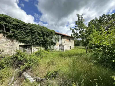 House 105 m², Oprtalj - stone house for renovation - 11