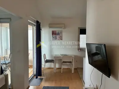 Apartment 30 m², Novi Vinodolski center, sea view - 7