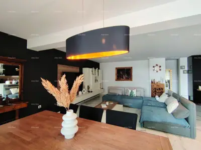 Apartment for sale in Pješčana Uvala, 200 m² - 2