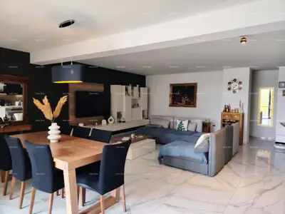Apartment for sale in Pješčana Uvala, 200 m² - 4