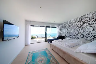 Villa 302 m², Jakišnica - Pool und Meerblick - 12
