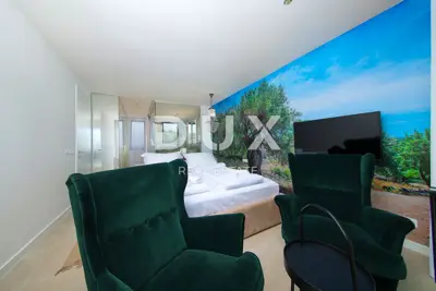 Villa 302 m², Jakišnica - Pool und Meerblick - 21