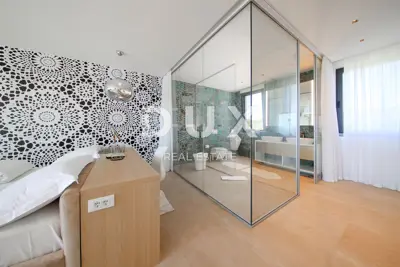 Villa 302 m², Jakišnica - Pool und Meerblick - 14