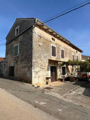 Kamena kuća 149 m², Vrsar - vrt 150 m²