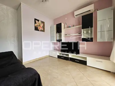 Stan 77 m², Rogoznica - 150 m od mora i plaže