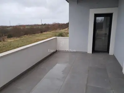 Dvojna kuća s bazenom u okolici Vodnjana – 400 m² - 3