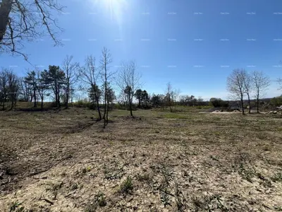 Building land 1 666 m², Bertoši, quiet green zone