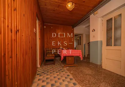 Dubovec Bisaški, KOMIN, Kuća, gospodarske zgrade i velika okućnica - 1 - 5