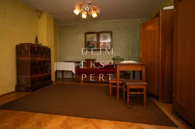 Dubovec Bisaški, KOMIN, Kuća, gospodarske zgrade i velika okućnica - 1 - 12