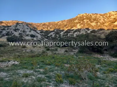 Landwirtschaftsfläche 162.360 m², Otok Brač, Meerblick - 6
