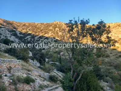 Landwirtschaftsfläche 162.360 m², Otok Brač, Meerblick - 3
