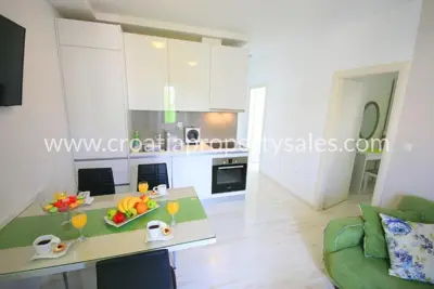 Wohnung, Split, 120 m², 4-Zimmer, 580 000 € - 9