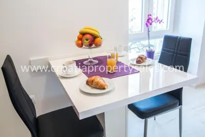 Wohnung, Split, 120 m², 4-Zimmer, 580 000 € - 4