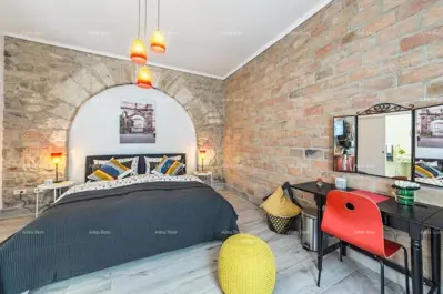 Stan 59 m², Pula Centar - povijesni šarm i pogled na grad - 13