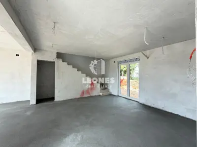 Haus mit Pool, Novigrad, ruhige Lage und Hof 240 m² - 6