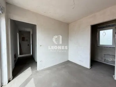 Haus mit Pool, Novigrad, ruhige Lage und Hof 240 m² - 8