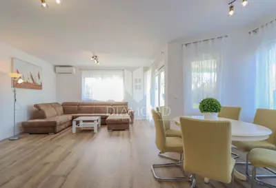 Haus 139 m², Brtonigla - Pool und überdachte Terrasse - 5