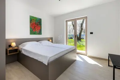 Kuća 170 m², Labin - bazen i uređena okućnica - 13