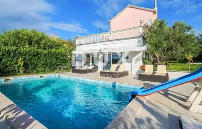Haus 220 m², Brtonigla - Panoramablick