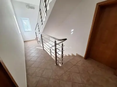 Apartment 45 m², Uvala Soline - Terrasse und teilweiser Meerblick - 17