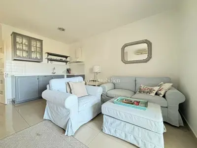 Apartman u Novalji, loggia s pogledom na more i parking - 2