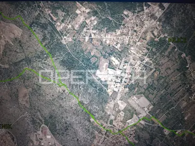 Building plot 691 m², Bilice - quiet location - 2