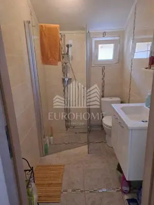 Kuća 140 m², Vir - dva apartmana i uređeno dvorište - 12