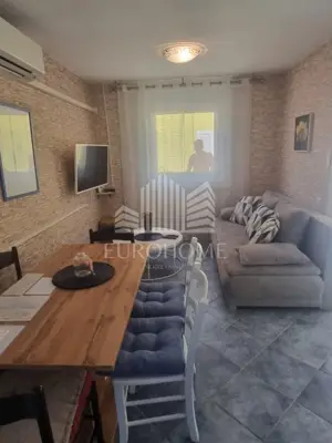 Kuća 140 m², Vir - dva apartmana i uređeno dvorište - 8