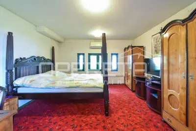 Haus zum Kauf in Centar, 900 m² - 15