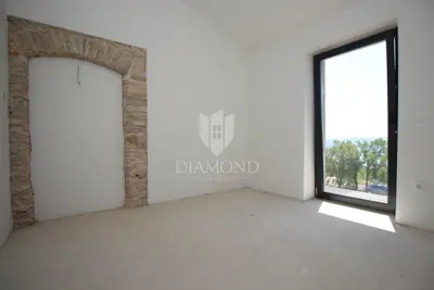Labin, dvije renovirane kamene kuće sa bazenom, pogled more - 11
