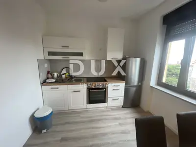 Etage 158 m², Kastav Zentrum - 3 Wohnungen und Aussicht - 2