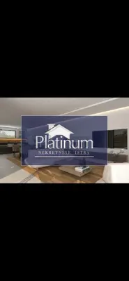 Doppelhaushälfte 205 m², Pula, Veli vrh - Pool und 2 Parkplätze - 5