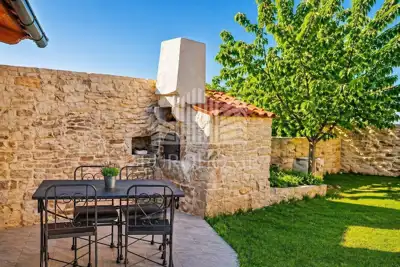 ISTRA, villa s bazenom, terasom i ljetnom kuhinjom, Barban, Manjadvorc - 10
