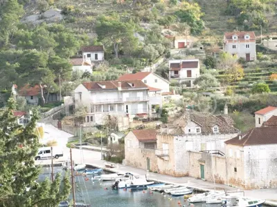 House 204 m², Sutivan - sea and bay view - 2