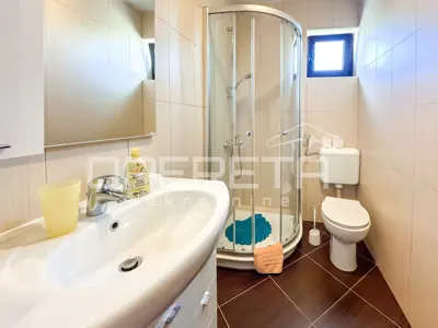 Apartmanski objekt u Barbatu na otoku Rabu - 8