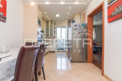 Stan 102 m², Špansko - četverosoban s garažom - 4