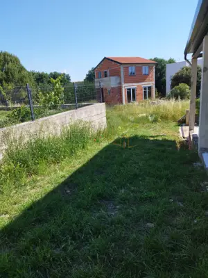 Kuća 400 m², Ližnjan - građevinsko zemljište 1.110 m² - 4