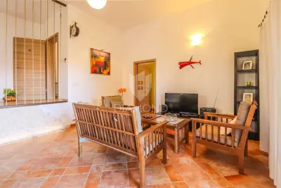 Pula - Sought-after location - House with a pool and two garages - 10