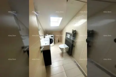 Poreč – Prostrani penthouse s velikom terasom i pogledom na more - 16