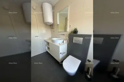 Poreč – Prostrani penthouse s velikom terasom i pogledom na more - 8