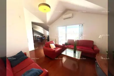 Poreč – Prostrani penthouse s velikom terasom i pogledom na more - 2