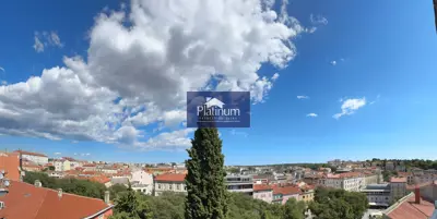 Apartment 64 m², Pula Centar - 2 rooms, loggia and balcony - 2
