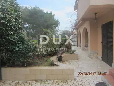 House 173 m², Artatore - 3 apartments and sea view - 5