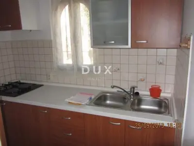 House 173 m², Artatore - 3 apartments and sea view - 14