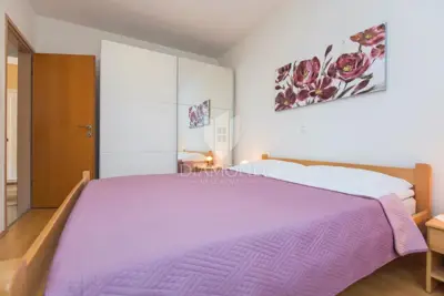 Apartmanska kuća 254 m², Rabac, pogled na more - 15