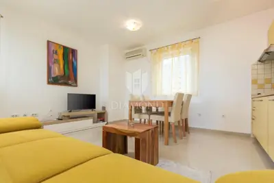 Apartmanska kuća 254 m², Rabac, pogled na more - 6