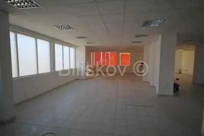 K. Štafilić Geschäftsraum entlang der Kaštela Straße Miete - 4